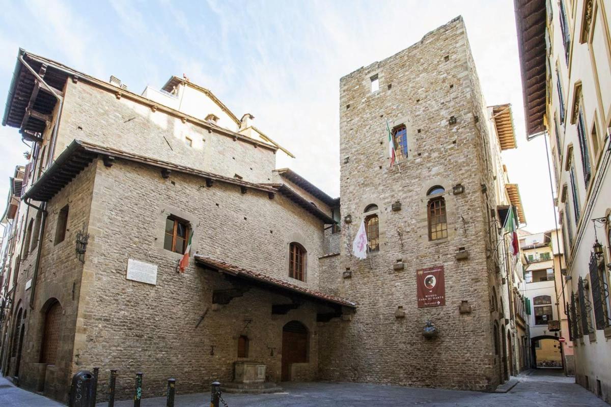 Faenza At Historical Center With Lift !!! Pensión Florencia